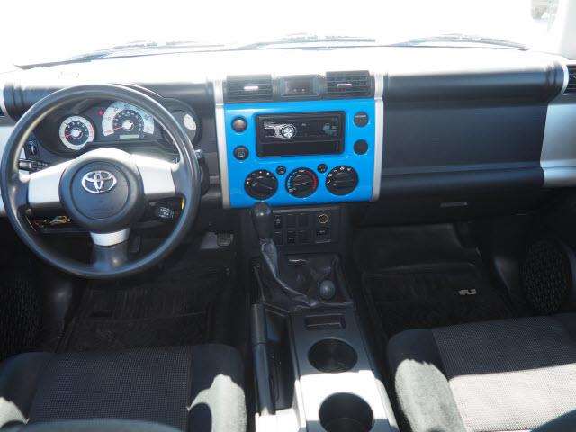 2007 Toyota FJ Cruiser 4dr SUV 4WD (4L V6 6M)